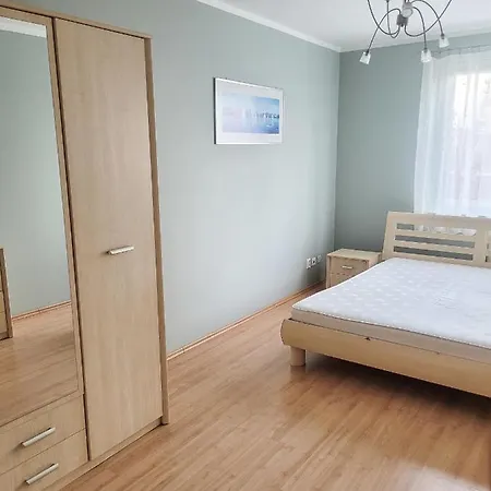 Apartament Wylotowa 87